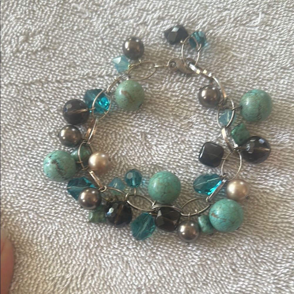 Swarovski Green and Black Bracelet with Elegant Beads